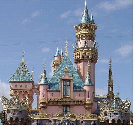 Disneyland photo, from ThemeParkInsider.com